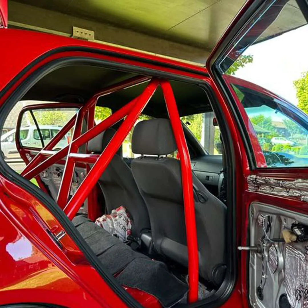 Mk1 Fabia Bolt in half cage