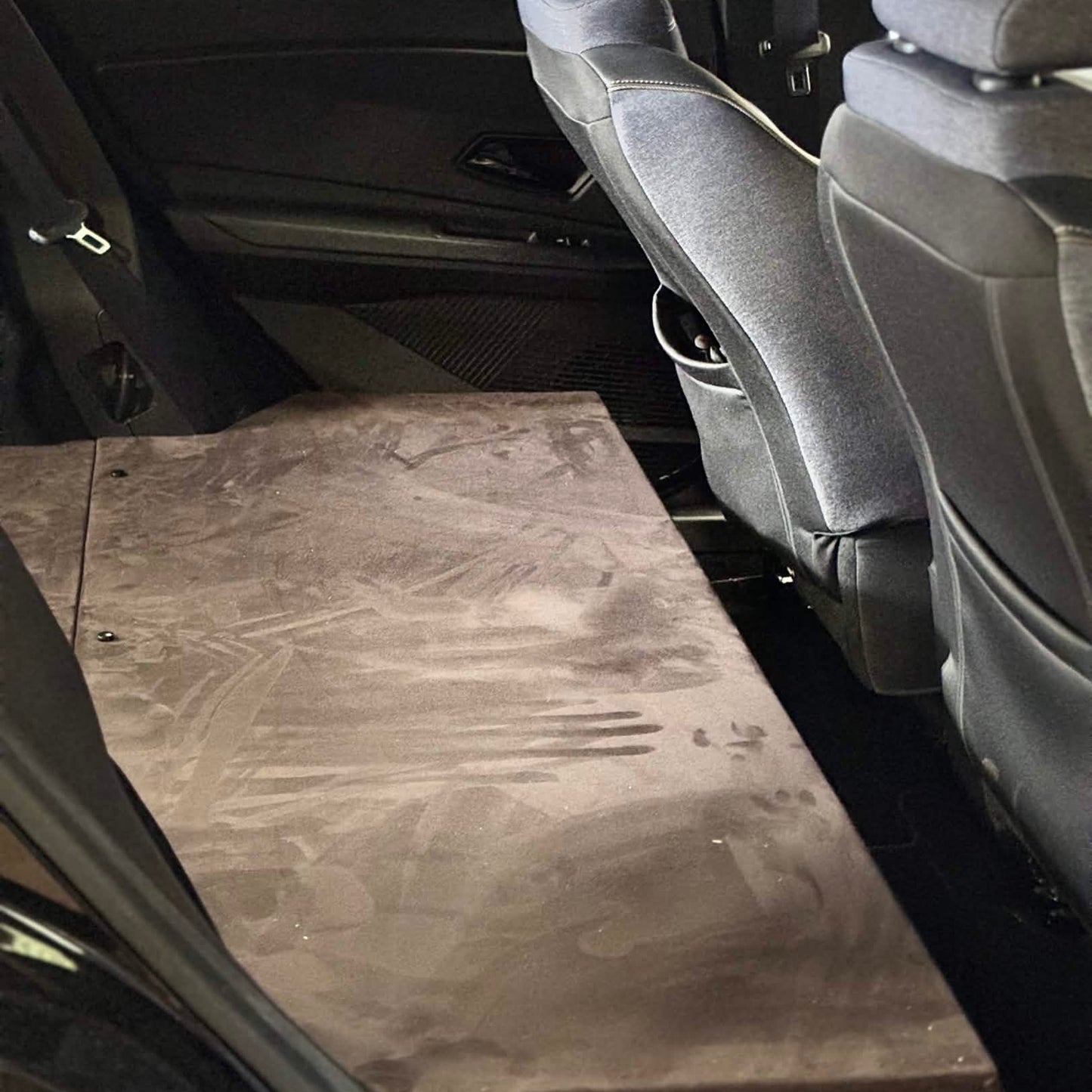 Renault 5 E-Tech Rear Seat Delete
