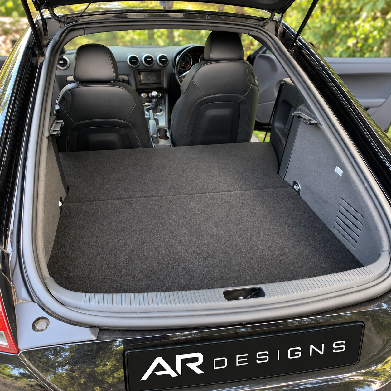 Audi TT Mk2 8J installed floor kit